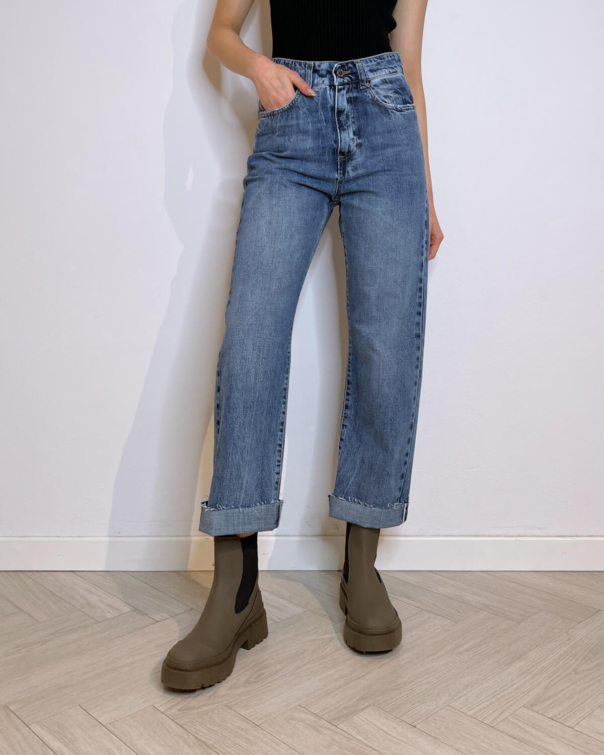 JEANS STRAIGHT CON RISVOLTO - Mirror Clothing
