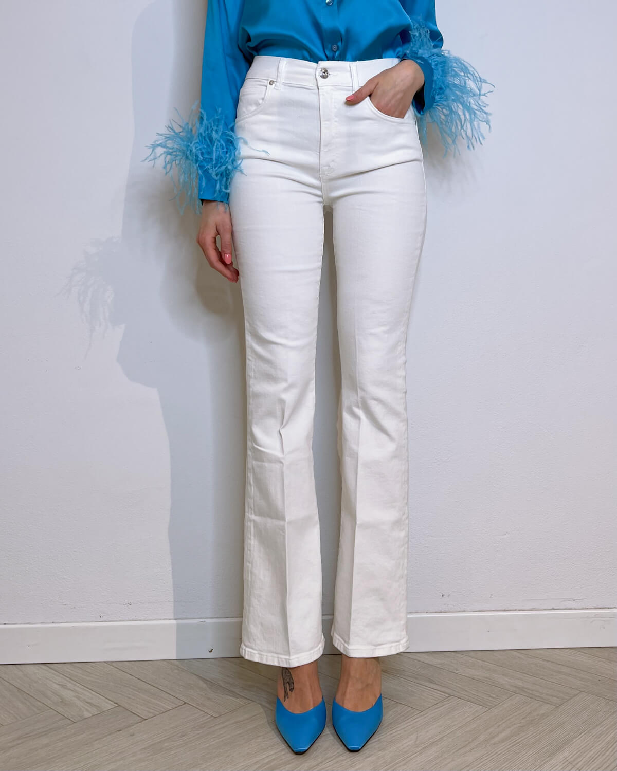 JEANS A MEZZA ZAMPA BIANCO - Mirror Clothing