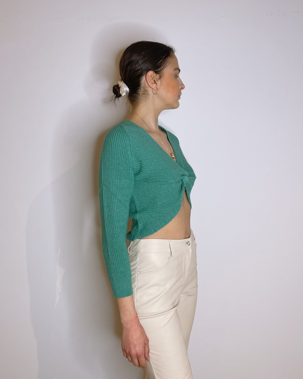 PULL CON NODO MENTA - Mirror Clothing
