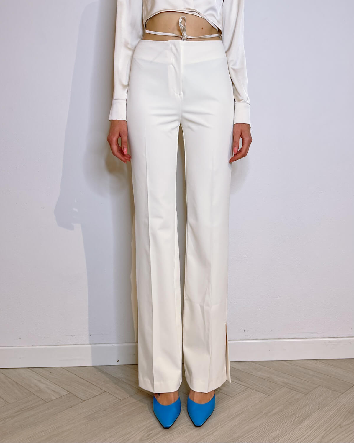 PANTALONE FULL LENGTH CON SPACCO - STIGE BURRO - Mirror Clothing