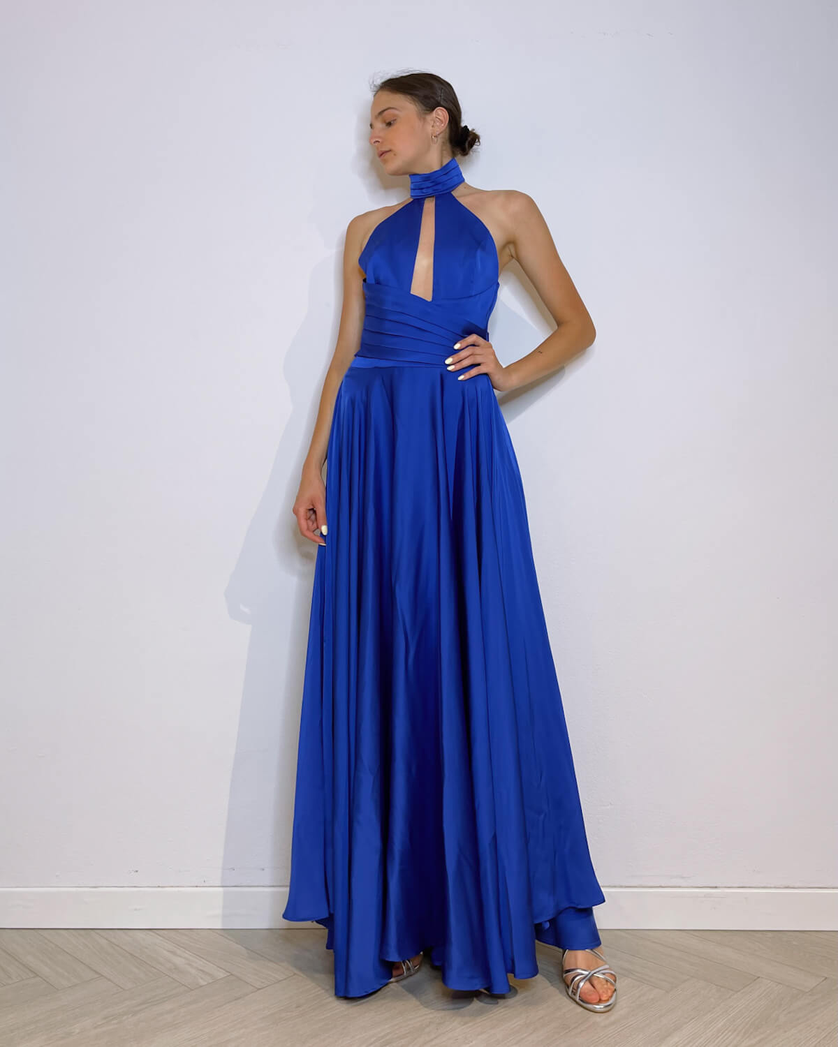 ABITO LUNGO IN RASO CON DETTAGLI PLISSE ROYAL - Mirror Clothing