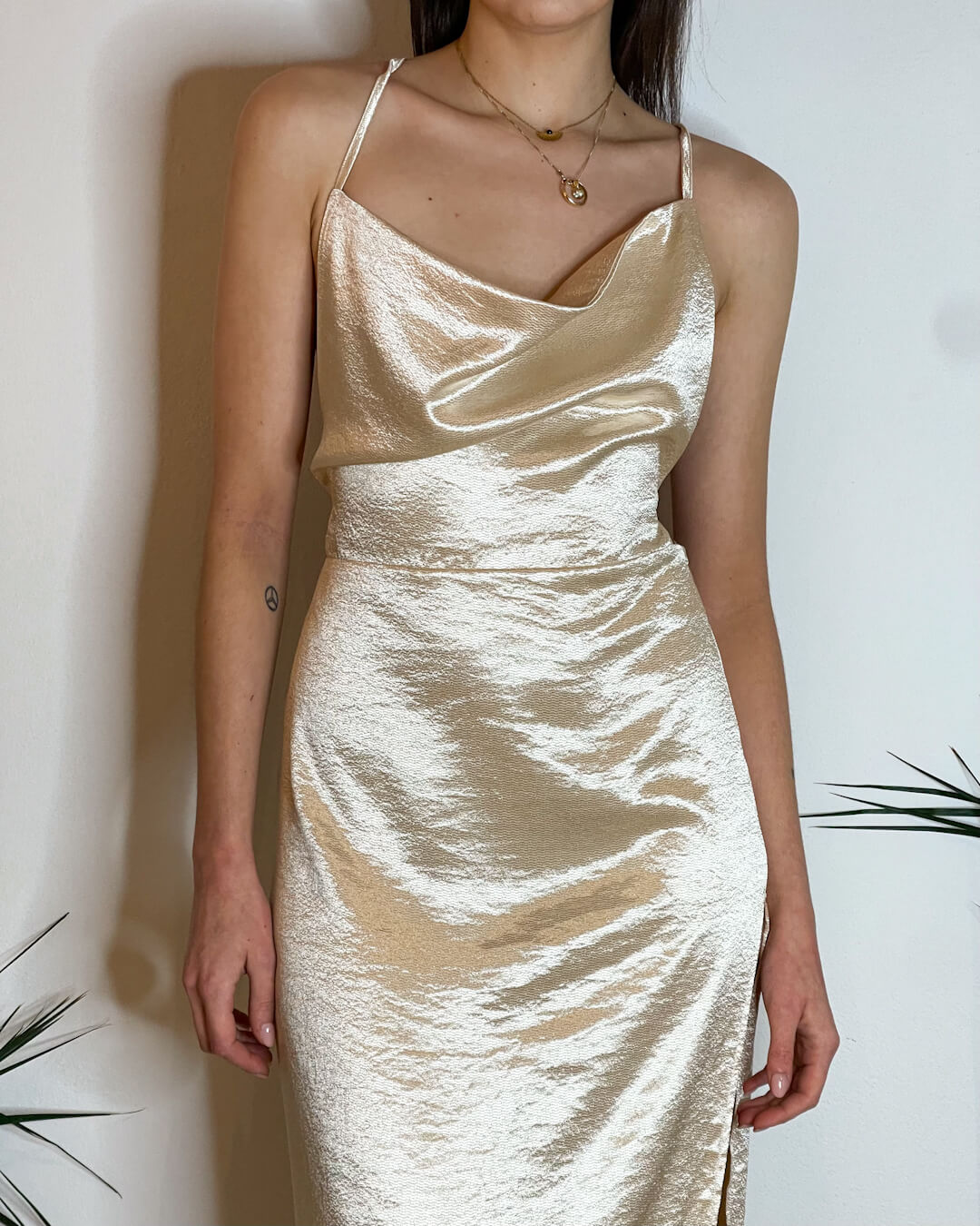 Body Ginnastica Ragazze Con Schiena Incrociata - Luccicante, Senza Maniche, Taglie 4-14 Anni - Foto 9