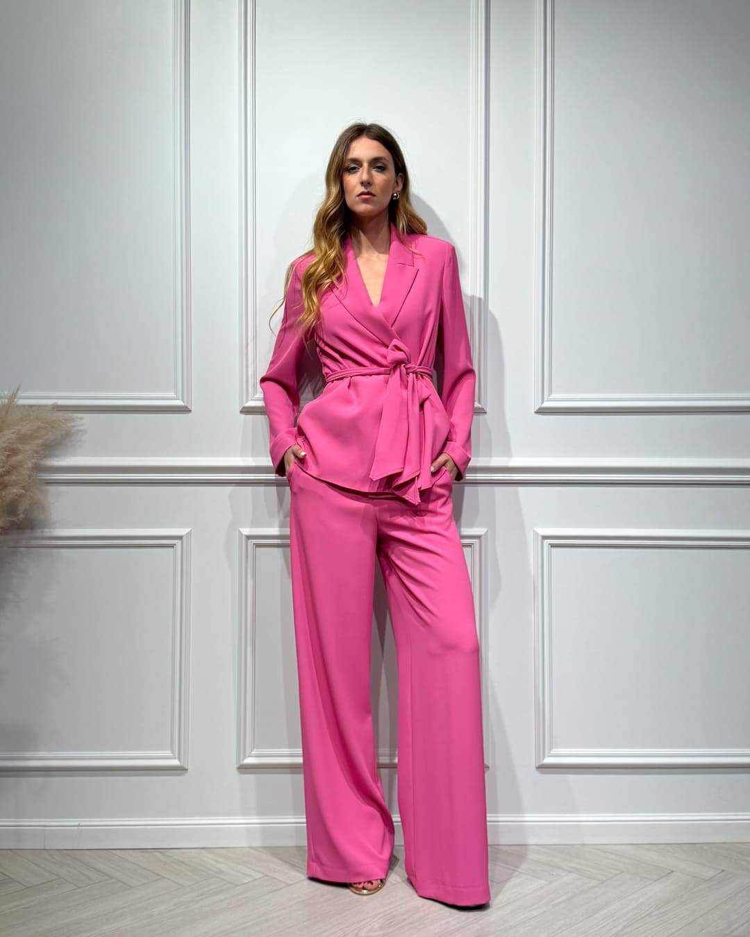 TAILLEUR IN CADY CON GIACCA CON FUSCIACCA - KONTATTO