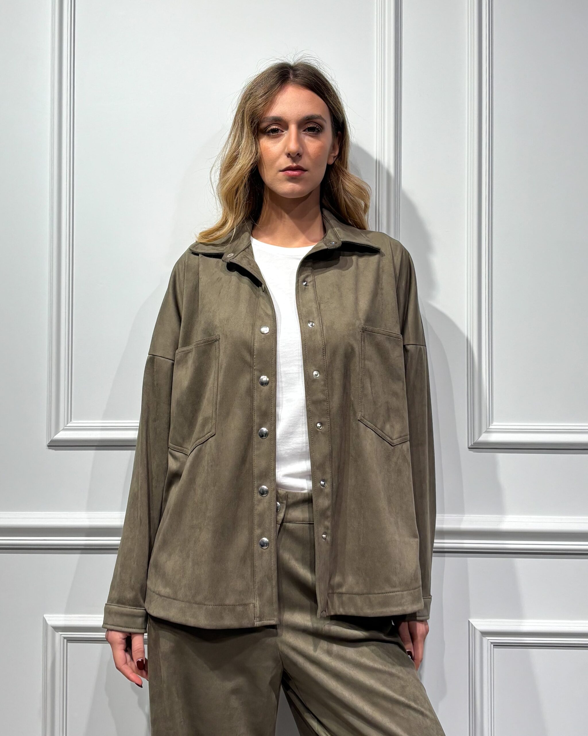 Alternative view of CAMICIA EFFETTO SUEDE CON MAXI TASCHE - KAREN - DIXIE