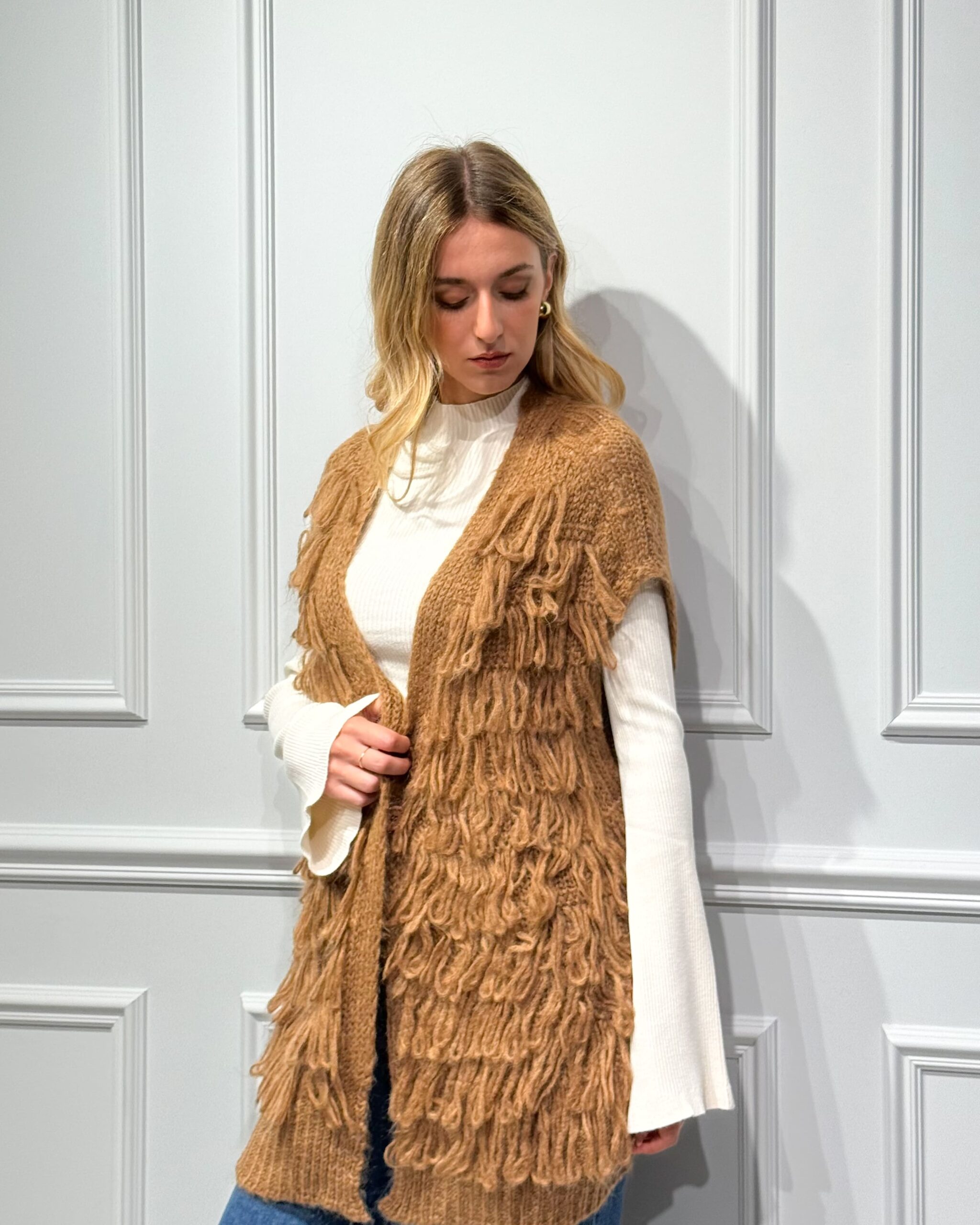 Alternative view of GILET SFRANGIATO PUNTO PANNOCCHIA MISTO MOHAIR - KONTATTO