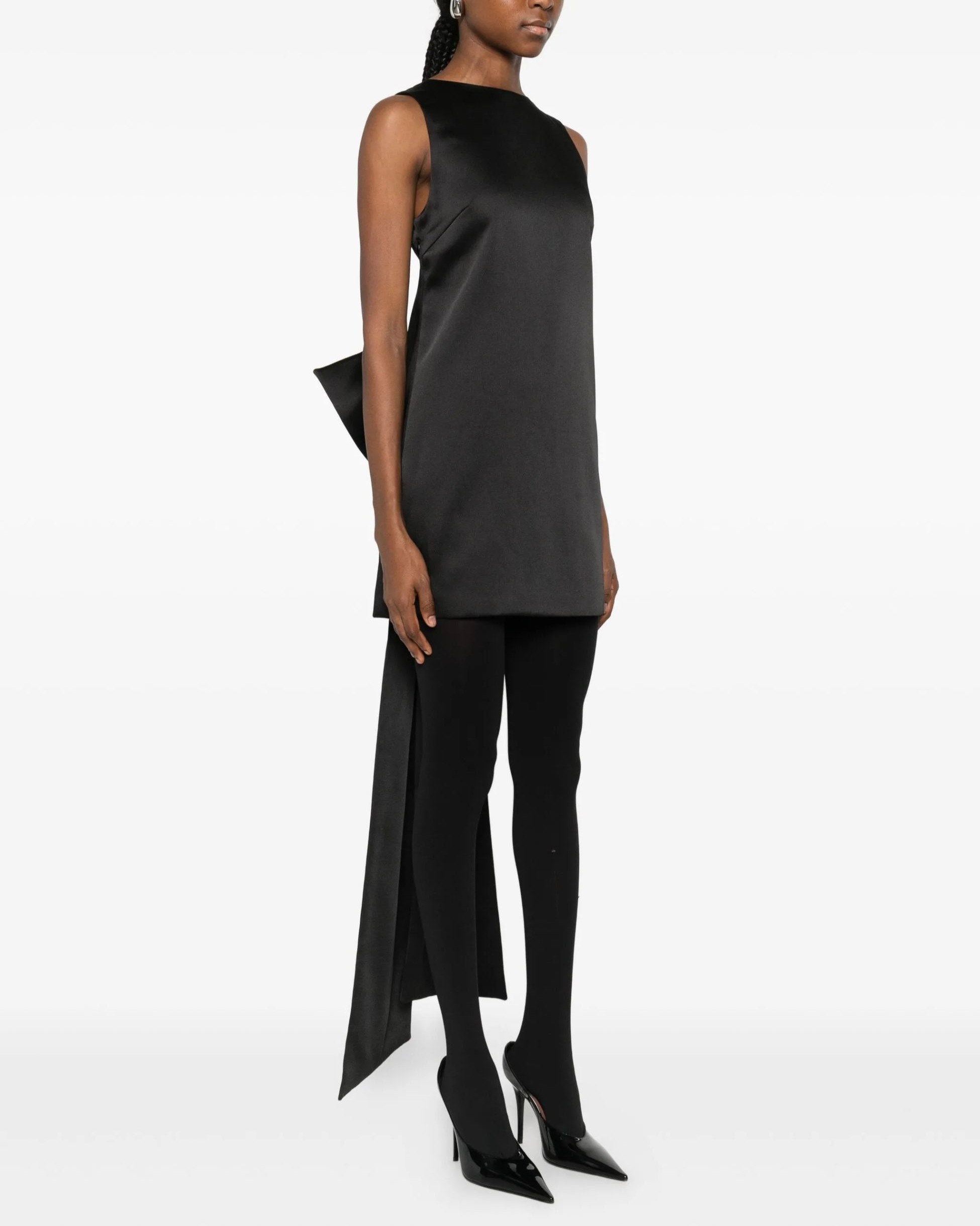 Alternative view of ABITO CORTO CON MAXI FIOCCO POSTERIORE - ELEH