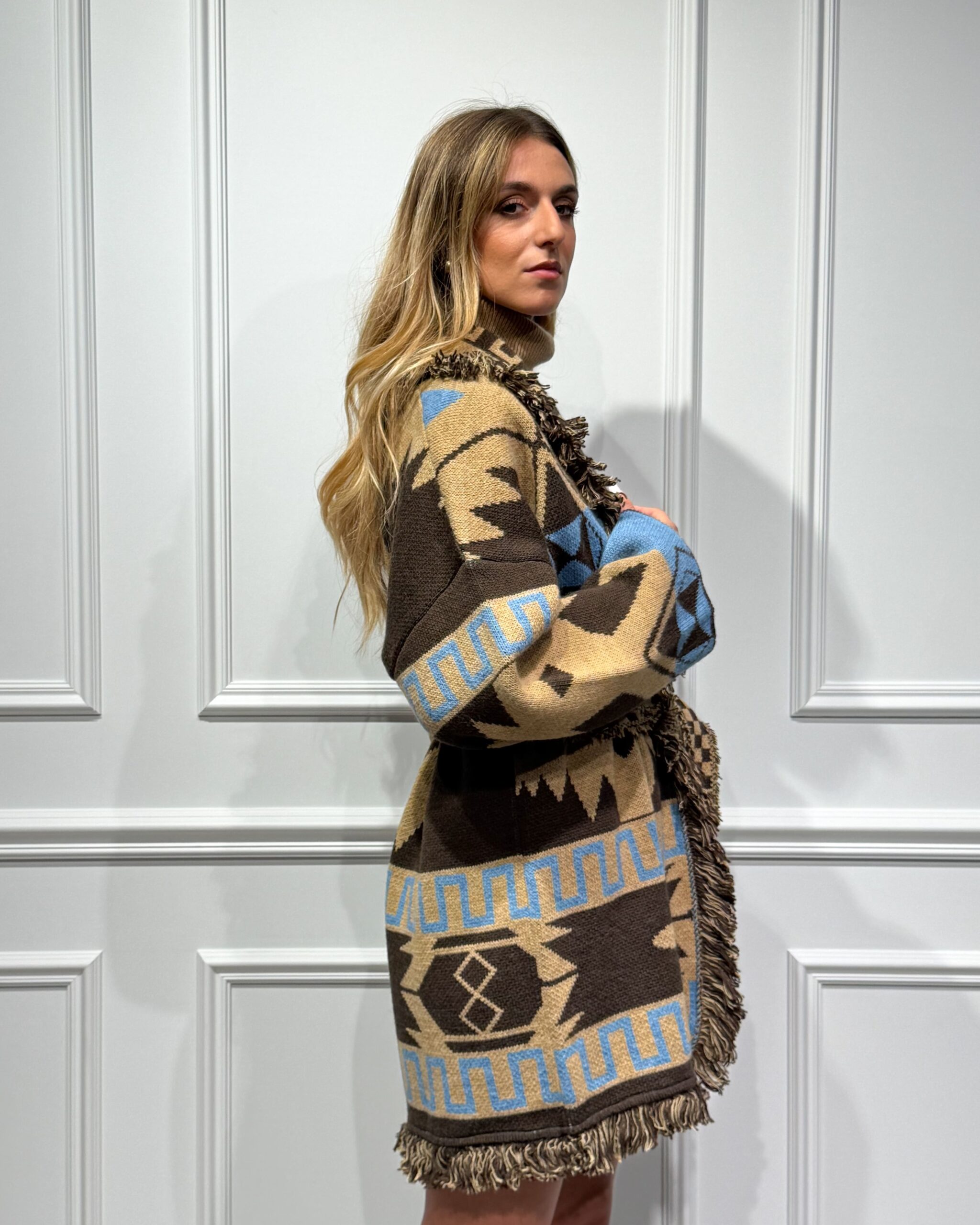 Alternative view of CARDIGAN ETNICO CON FUSCIACCA - TENSIONE IN