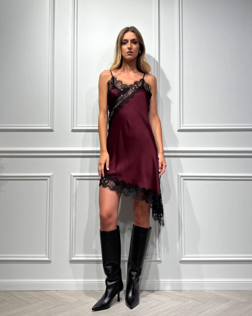 abito-lingerie-asimmetrico-bordeaux
