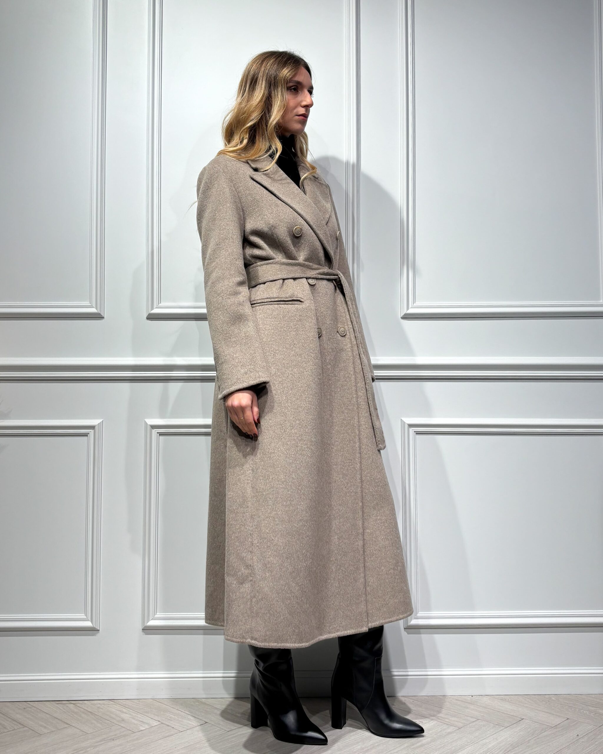 Alternative view of CAPPOTTO DOPPIOPETTO HAND MADE CON CINTURA - HAVEONE