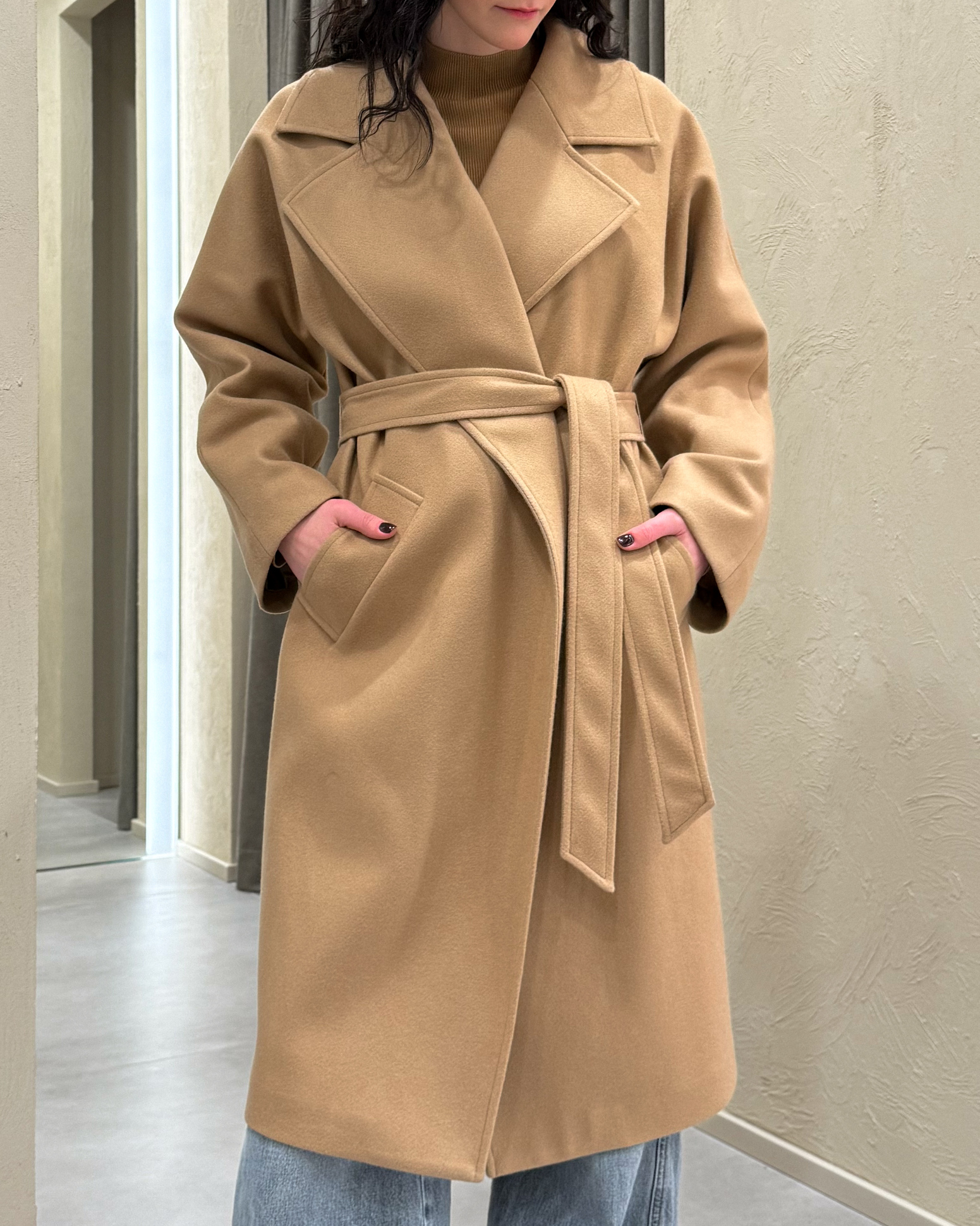 Alternative view of CAPPOTTO VESTAGLIA MISTO LANA - MOTEL