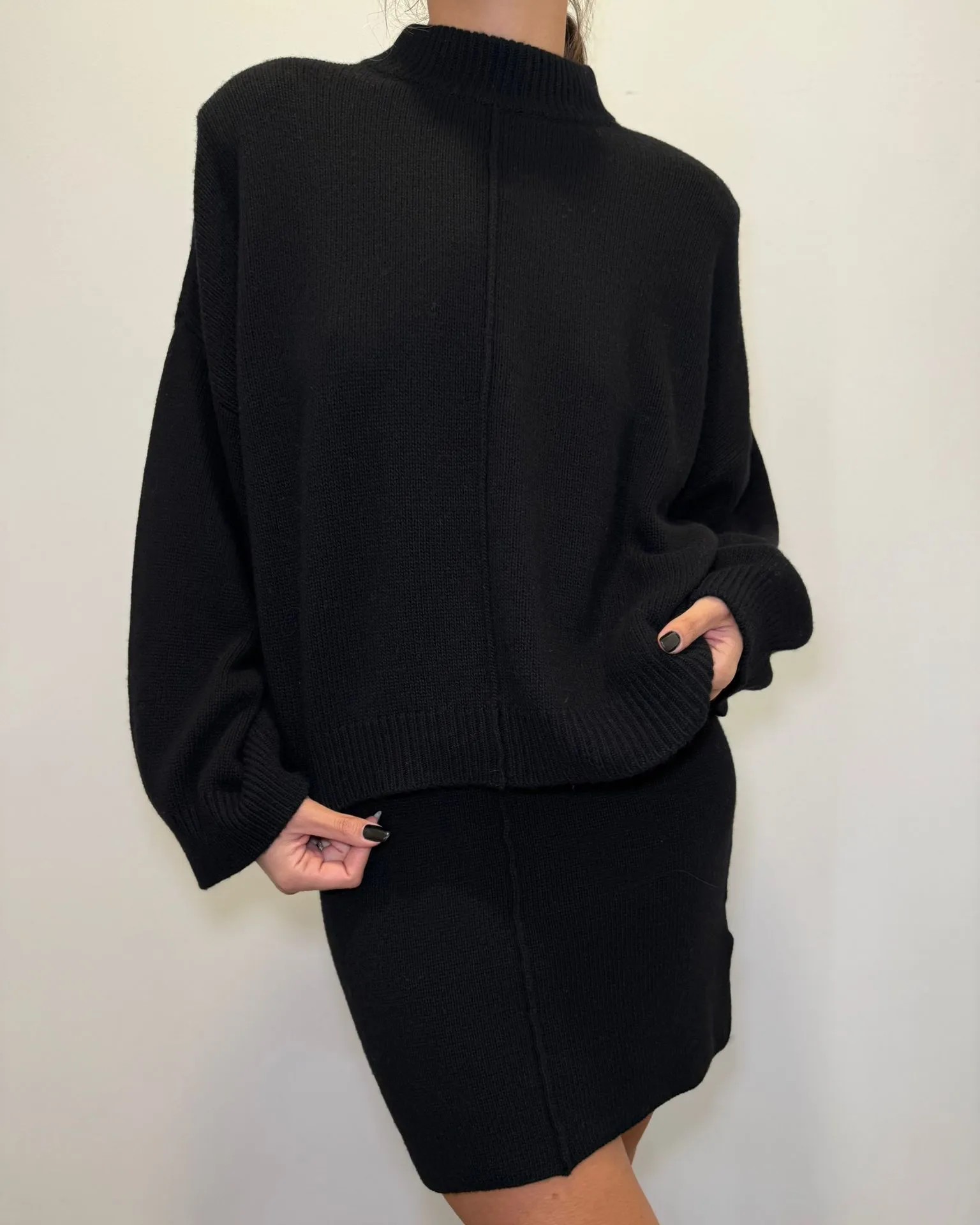 Alternative view of GONNA IN MAGLIA - EMILY - VICOLO