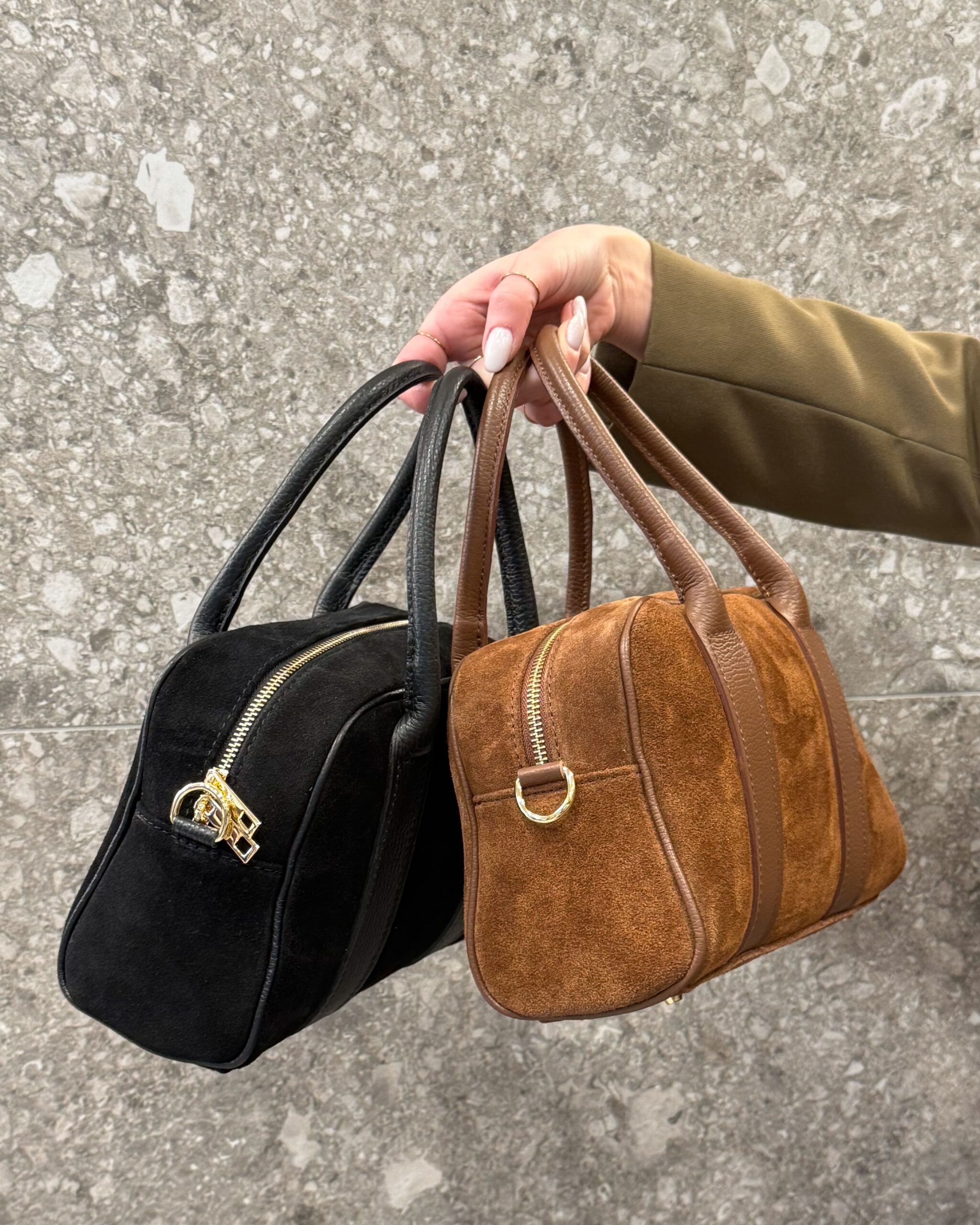 BORSA BAULETTO IN SUEDE CON INSERTO IN PELLE