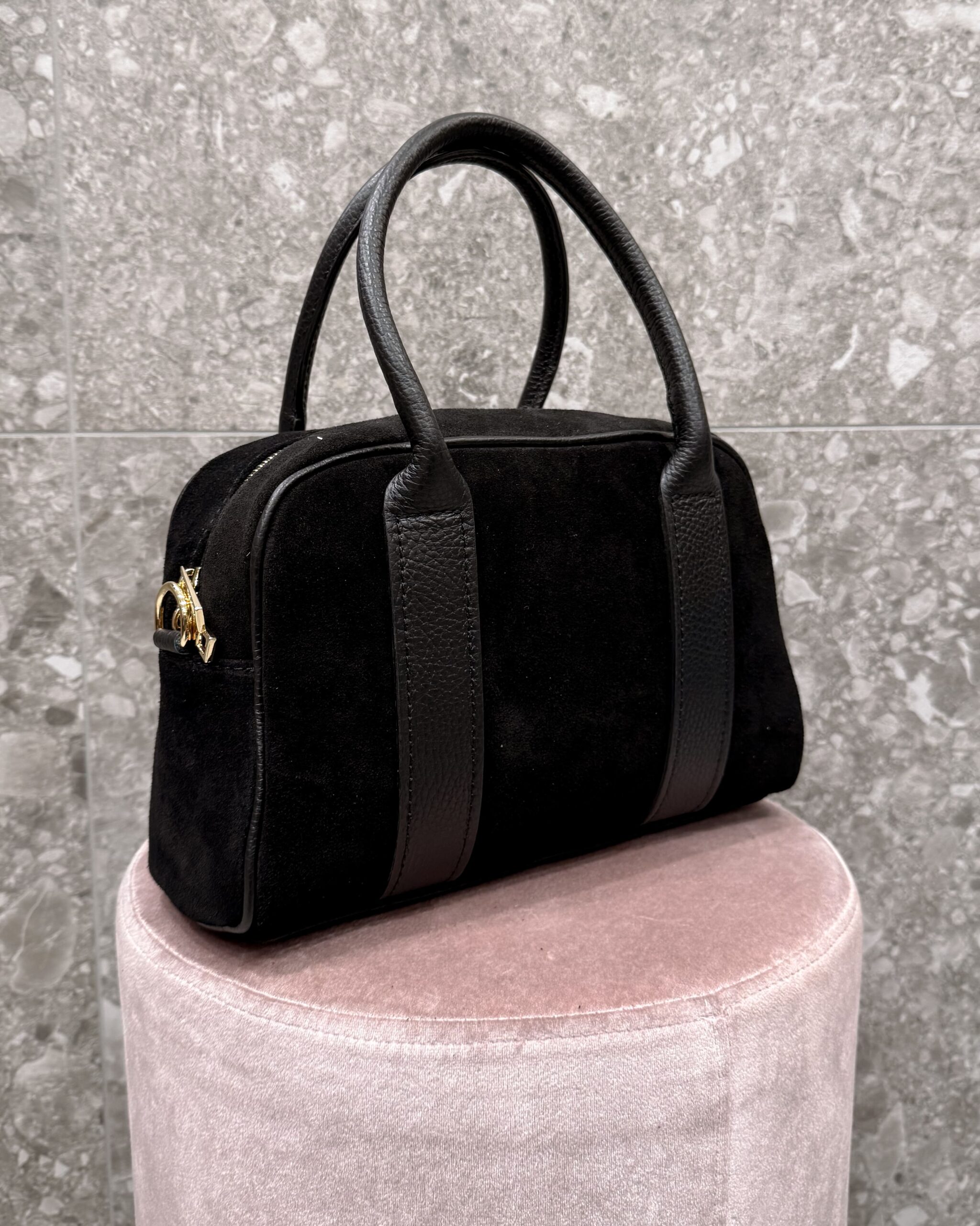 Alternative view of BORSA BAULETTO IN SUEDE CON INSERTO IN PELLE