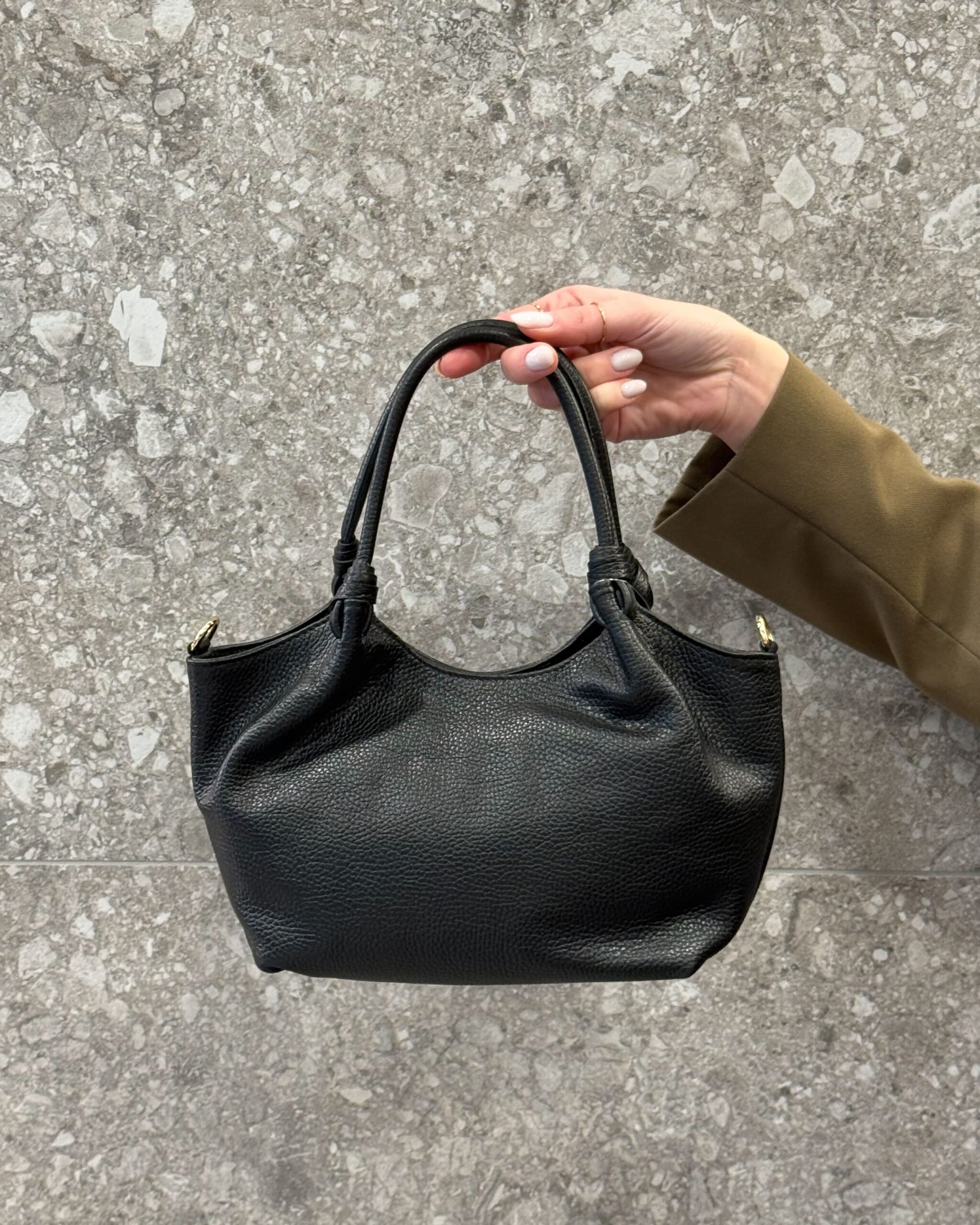 CITY BAG IN PELLE MARTELLATA CON TRACOLLA