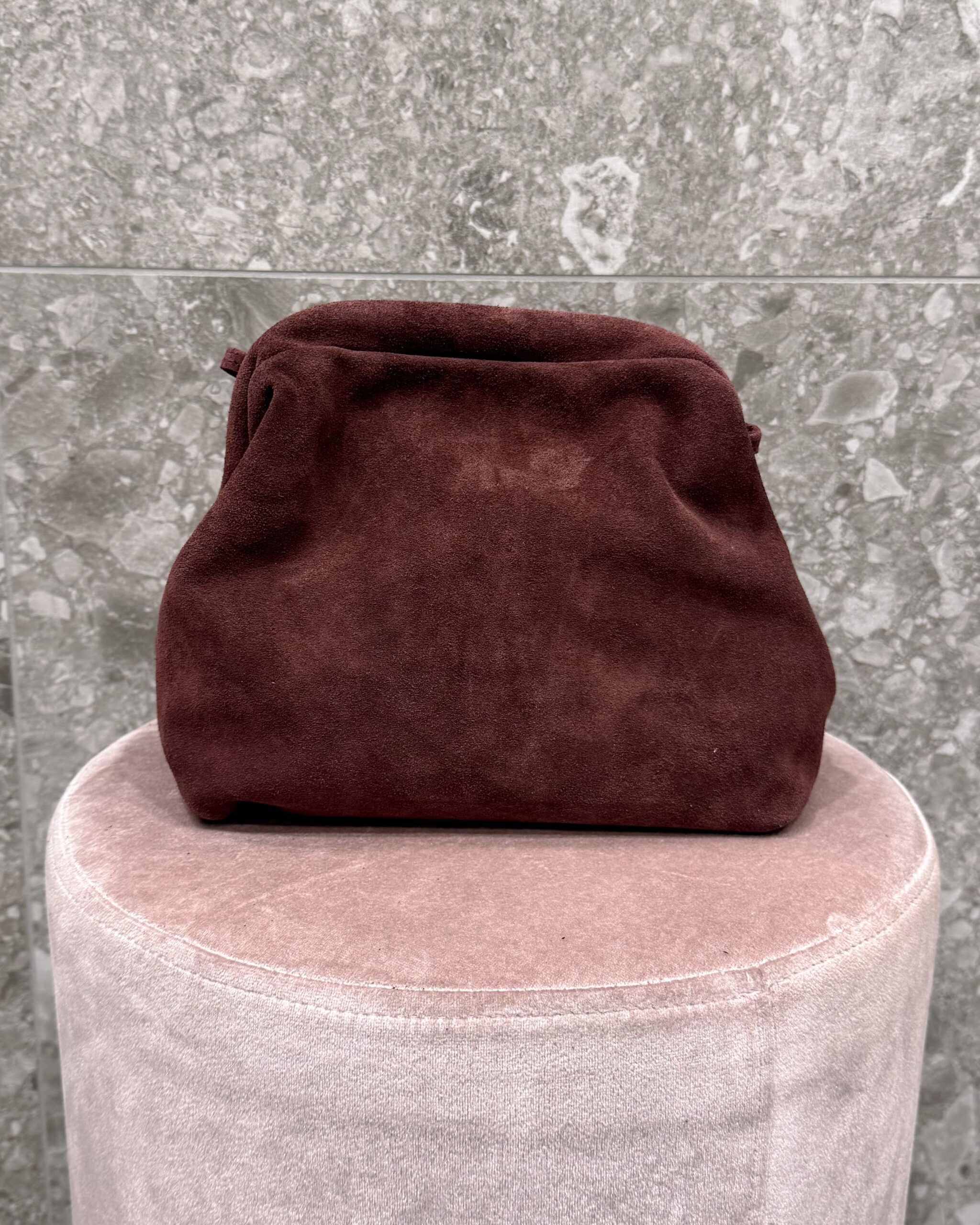 POUCH BAG SCAMOSCIATA CON TRACOLLA