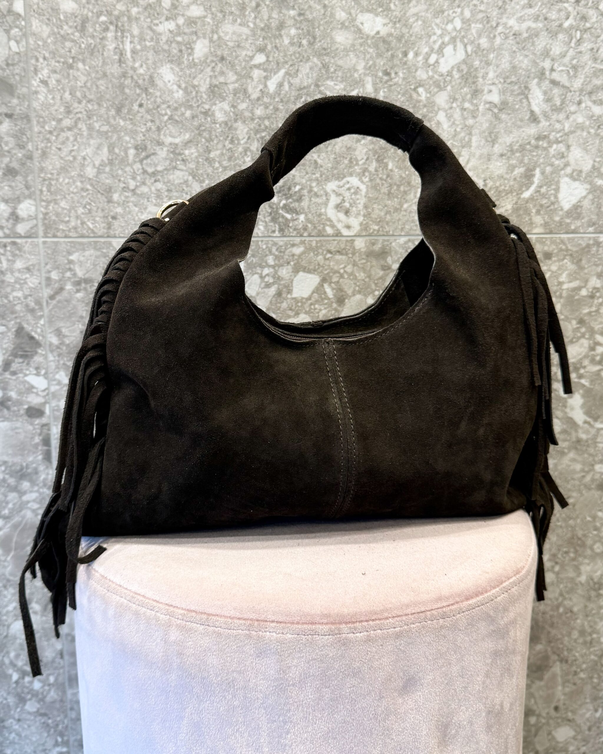 Alternative view of SLOUCHY BAG SCAMOSCIATA CON FRANGE