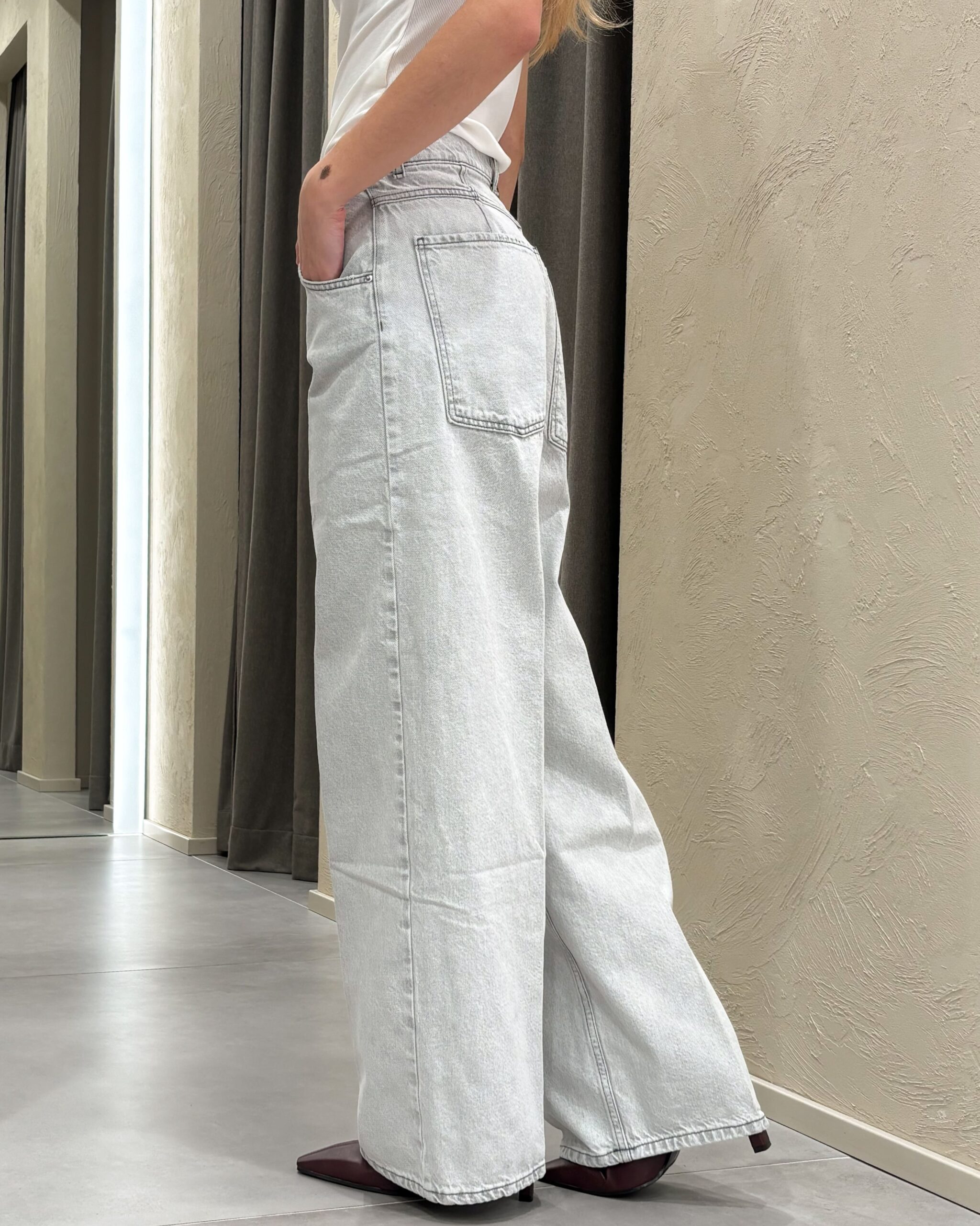 JEANS WIDE-LEG GRIGIO - MIA - VICOLO