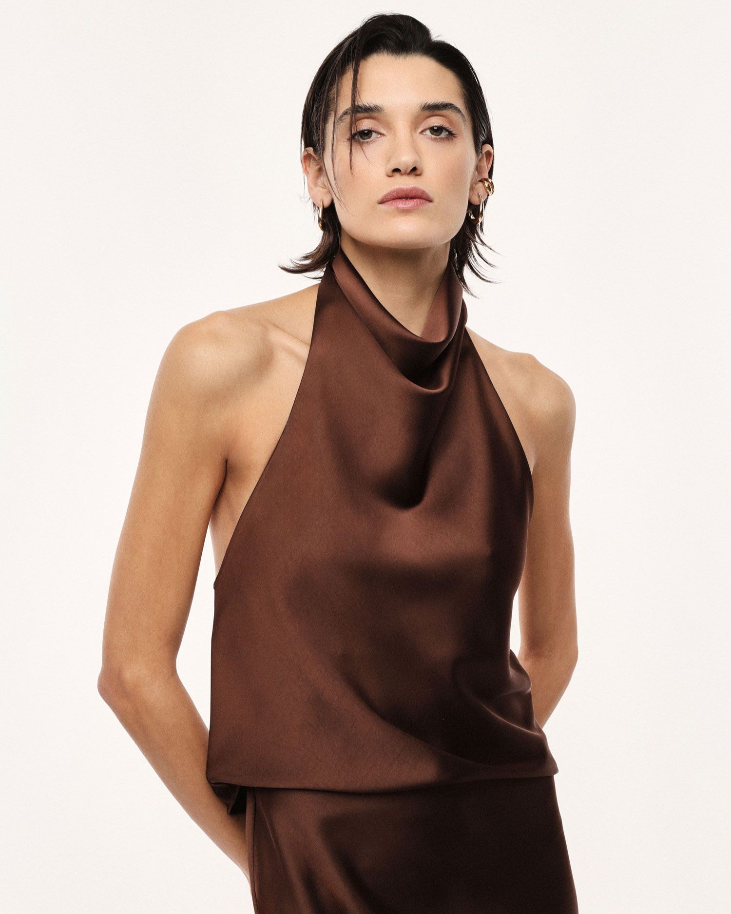 Alternative view of TOP HALTER SATINATO CON SCHIENA SCOPERTA - IMPERIAL