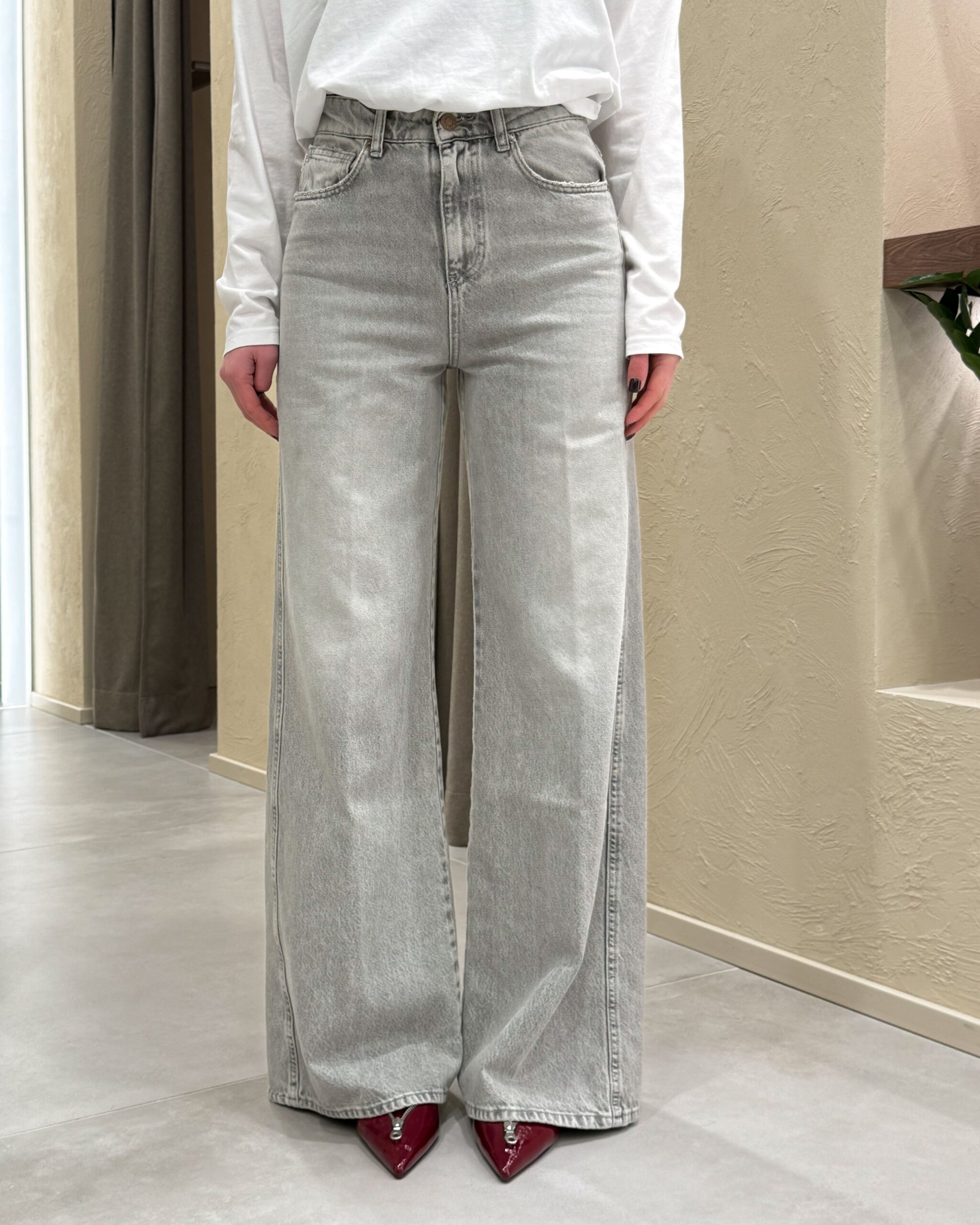 Alternative view of JEANS WIDE-LEG GRIGIO - KIA - VICOLO