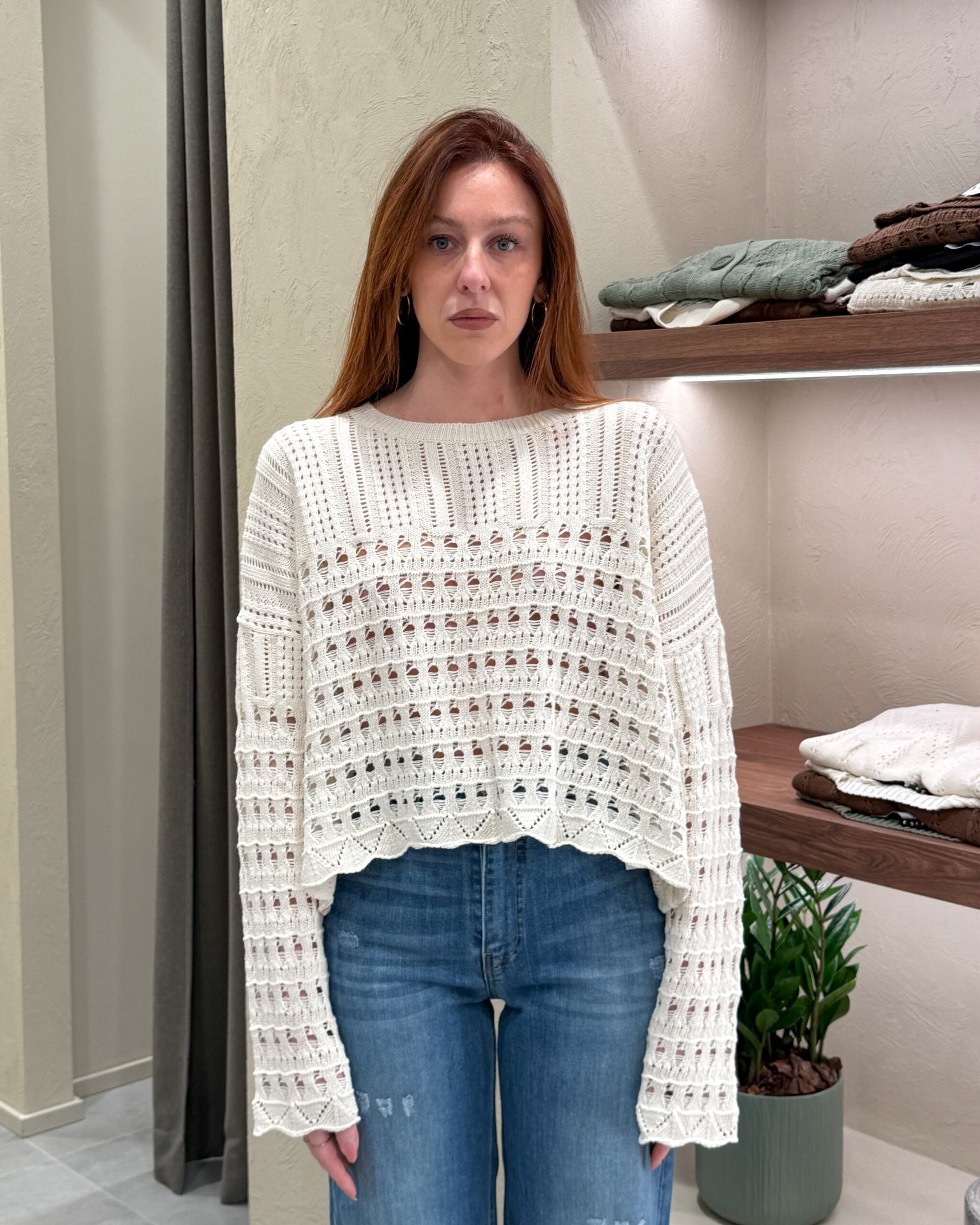 Alternative view of MAGLIA BOXY EFFETTO CROCHET CON SPACCO - HAVEONE