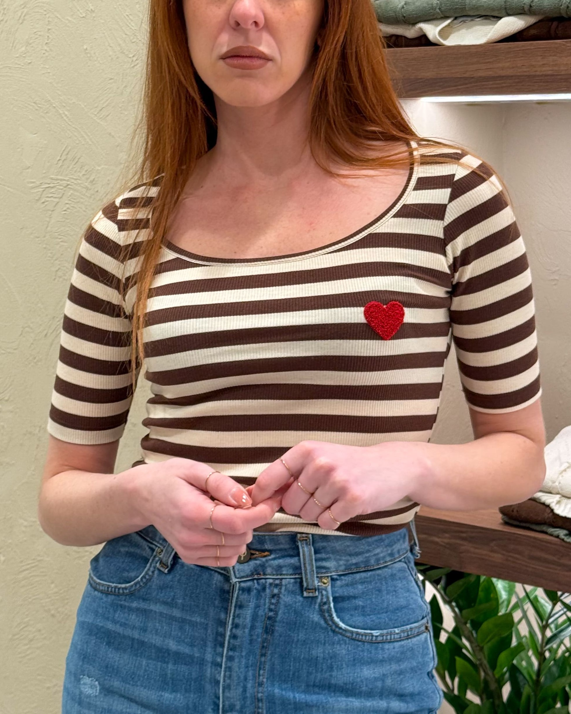 T-SHIRT A RIGHE CON CUORE BOUCLÉ - VICOLO