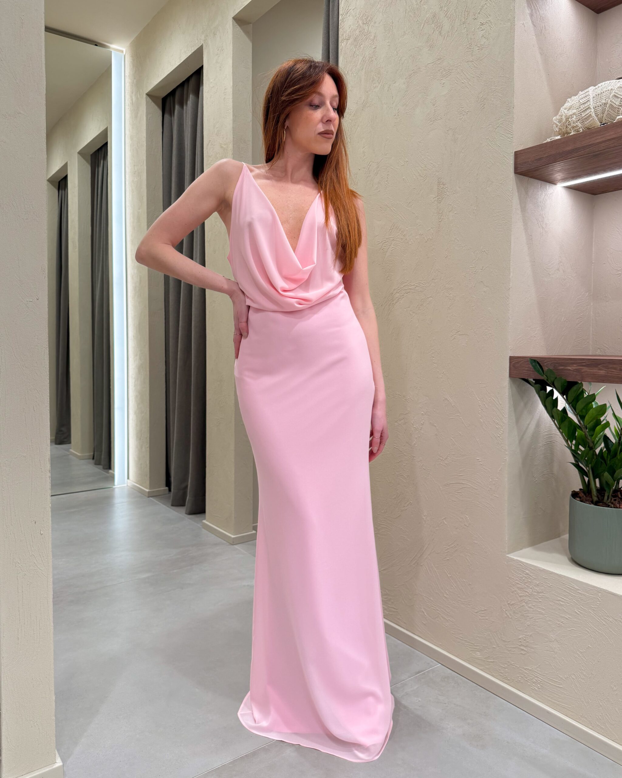 ABITO LUNGO IN CHIFFON CON DOPPIO SCOLLO - KOSTUMN°1