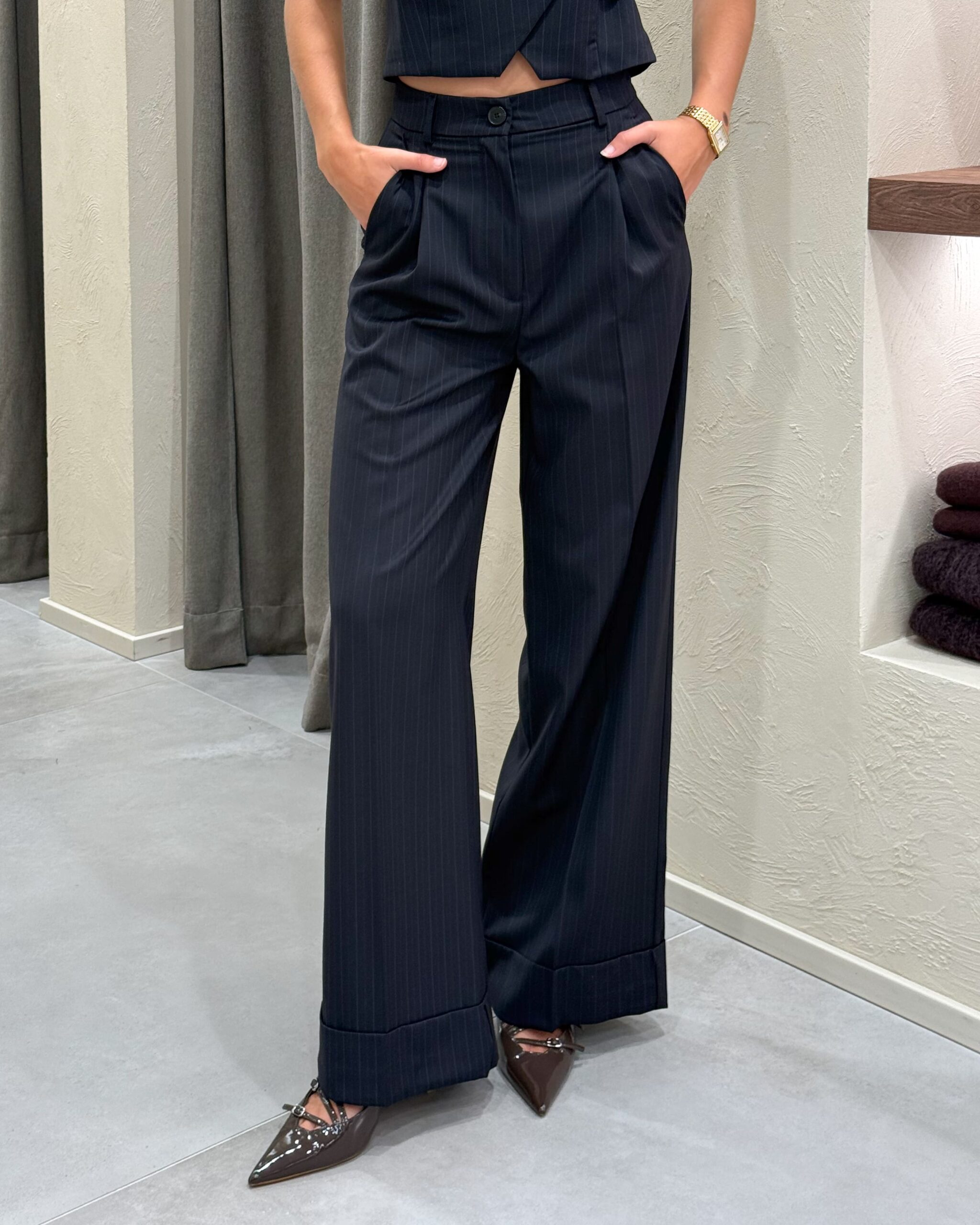 PANTALONE A PALAZZO GESSATO CON RISVOLTO - VITTORIA - VICOLO